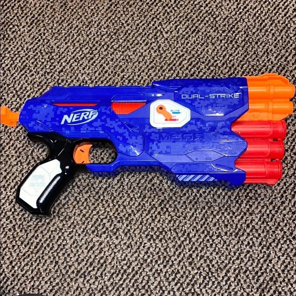 Nerf Dual-Strike Blaster - Vibrant Blue and Fiery Orange